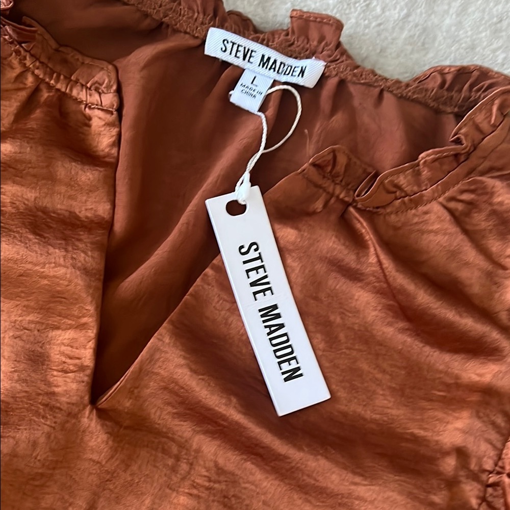 Elegant Rust Ruffled Dress - Picture 2 of 5